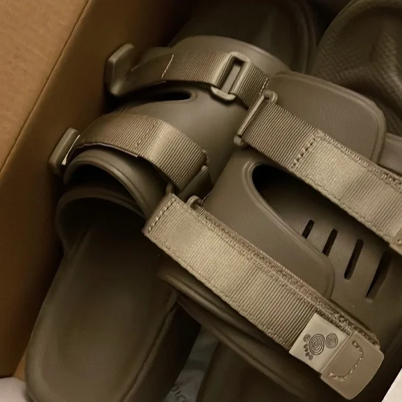 Suicoke slides - Picture 3 of 4